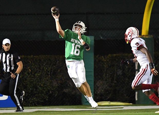 Arch Manning goes long during the first half of Newman's win over Booker T. Washington on Thursday night.