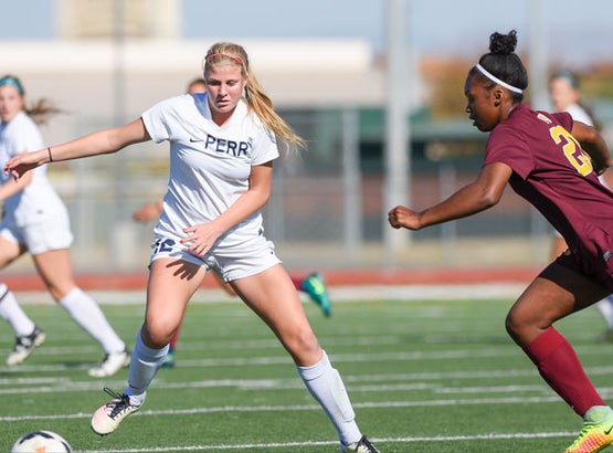 AZ boys, girls soccer standings