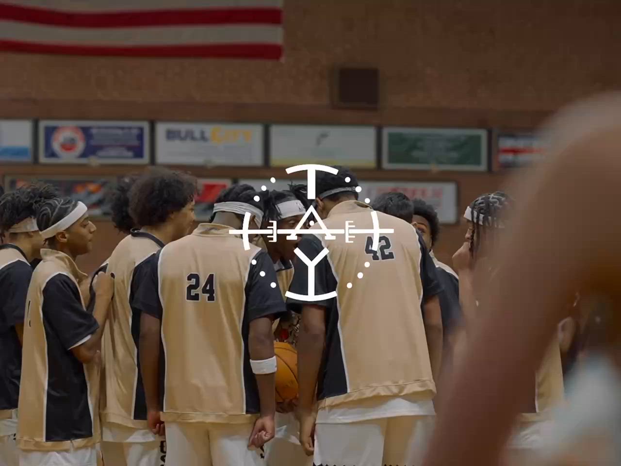 Basketball Recap: Bubba Sims' Big Game Can't Quite Lead Williams