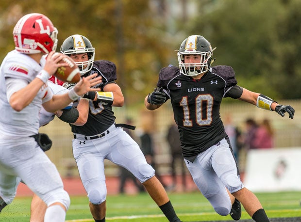Linebacker Jaden Genova (10), JSerra Catholic