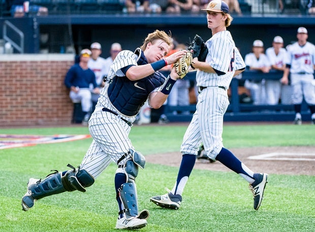 Luke Scaggs catches a popup for Wakeland (Frisco, Texas) in a win over Cleburne.