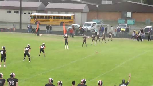 Football Game Preview: Onalaska Loggers vs. Winlock Cardinals