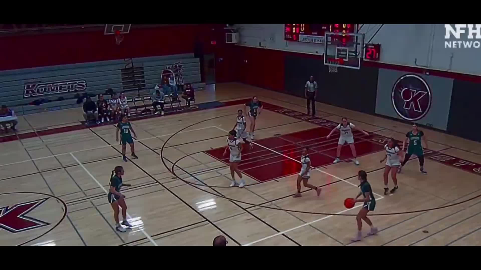 Basketball Game Preview: Coronado Islanders vs. Canyon Hills Rat