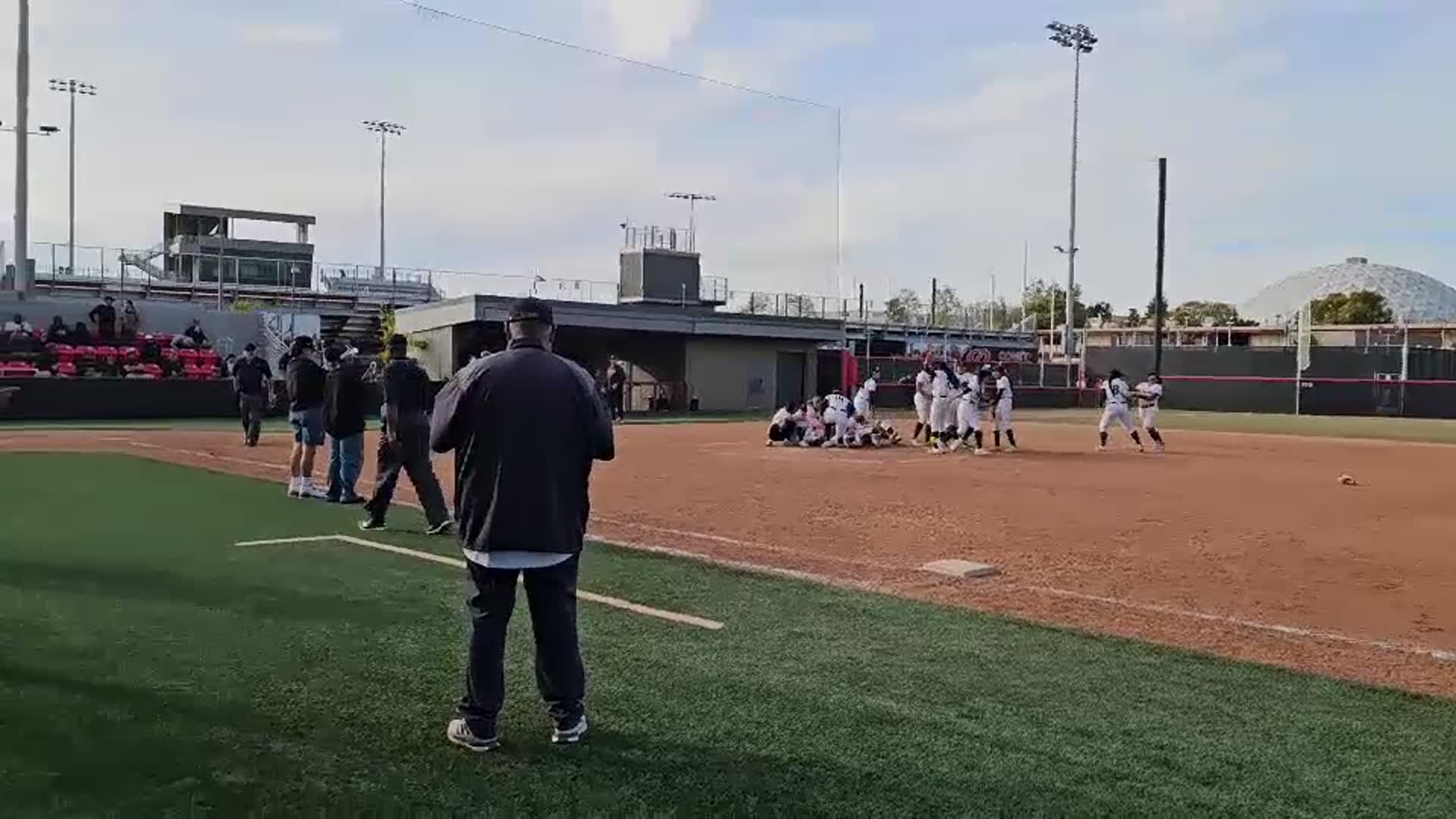 Softball Recap: Bonita Vista Snags Seventh  Victory in Last Eight Games