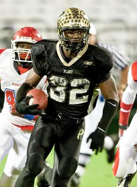 Top recruit James Wilder Jr. and Plant participated in the Nike 7-On Tournament in Oregon.
