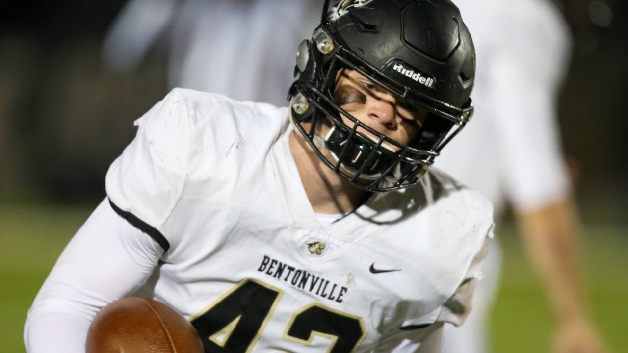 Top 12 Arkansas high school football players from the Class of 2021