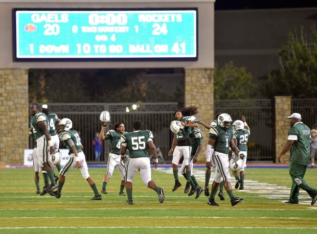Central celebrates as time expires Friday against Bishop Gorman.
