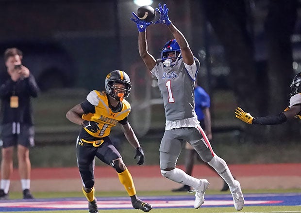 Duncanville wide receiver Dakorien Moore stretches to make a catch in his team's win over St. Frances Academy last weekend. Committed to Oregon, Moore is regarded as the No. 1 player at his position in the country according to 247Sports. (Photo: Shane Kirkpatrick)