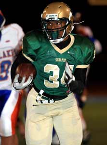 Zachary Green was St. Bonaventure's
top producer, rushing for 163 yards and
two scores in a losing effort.