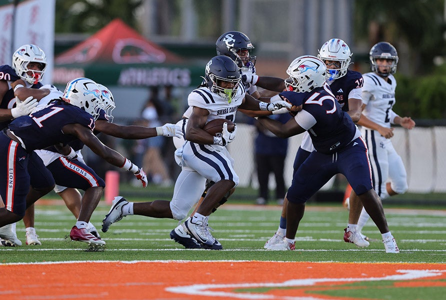 Cal commit Jaxsen Stokes was a difference-maker in Thursday night's California-Florida showdown won by Sierra Canyon. The Trailblazers have won 12 of their last 13 games dating back to last season. (PHOTO: Jeff Klein)