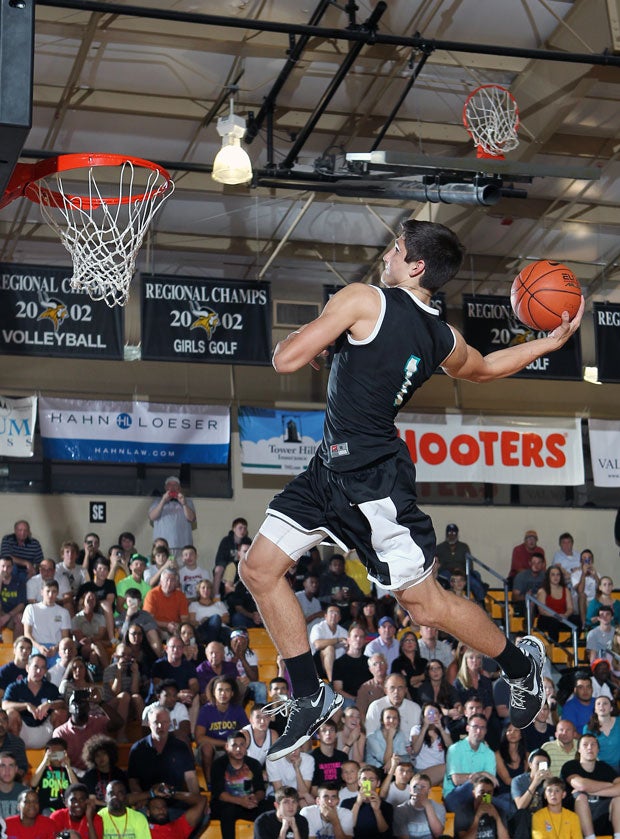 VIDEO: City of Palms Dunk Contest