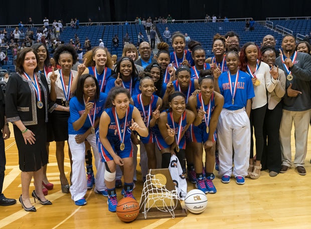 Duncanville won a Texas state title and lurks in the No. 2 spot, waiting to see if St. Mary's will slip up.