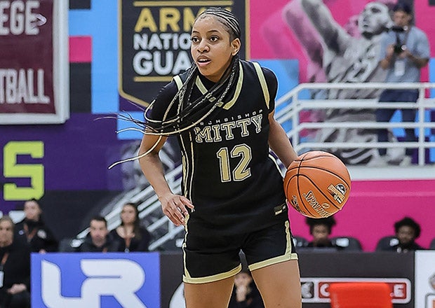 Junior point guard Tee McCarthy has helped top-ranked Archbishop Mitty start 5-0 with all five wins coming by 18 points or more. The Monarchs have one more game before heading to Arizona for the Nike Tournament of Champions. (PHOTO: Lonnie Webb)