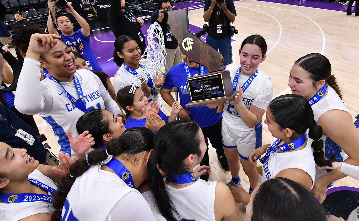 Caruthers won the CIF Division III state championship 54-48 and had a wire-to-wire lead against Granda Hills Charter. (Photo: David Steutel)