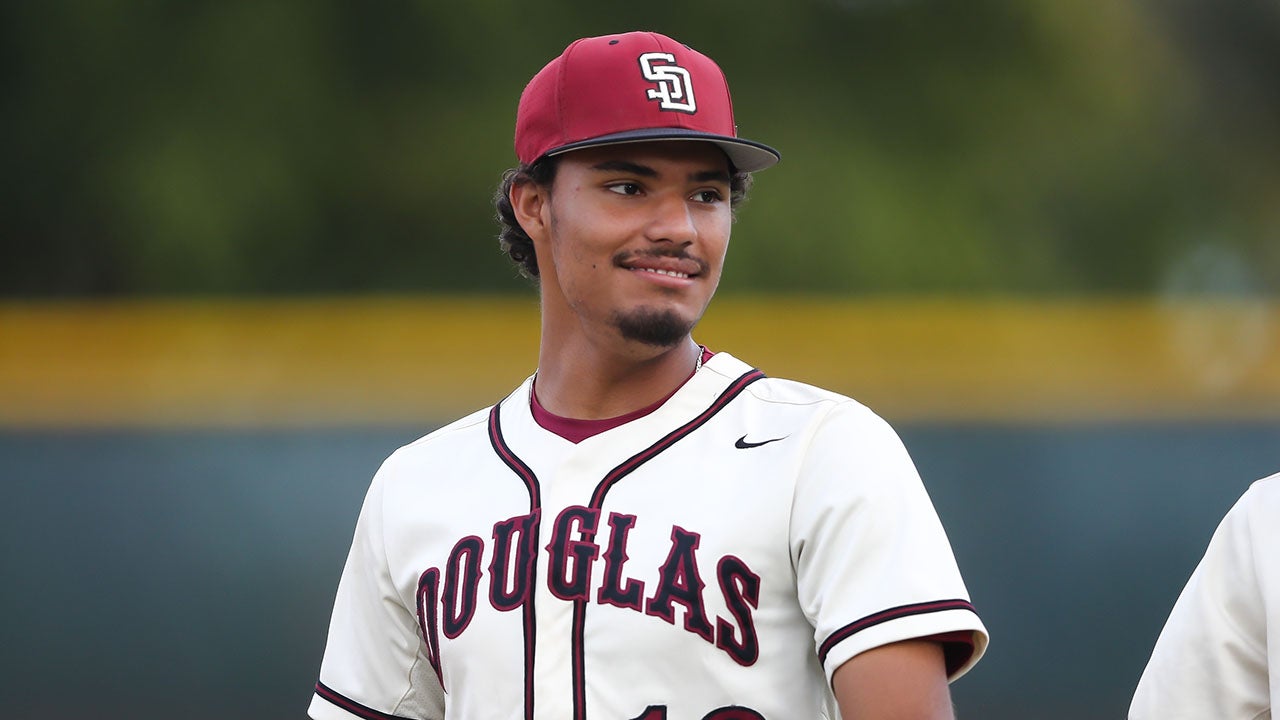 Stoneman Douglas among eight newly-crowned state champions in this week's MaxPreps Top 25 high school baseball rankings