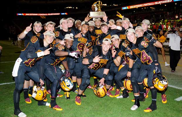 Mountain Pointe captured a D1 state title in 2013 and returns the state's fastest player, Paul Lucas.