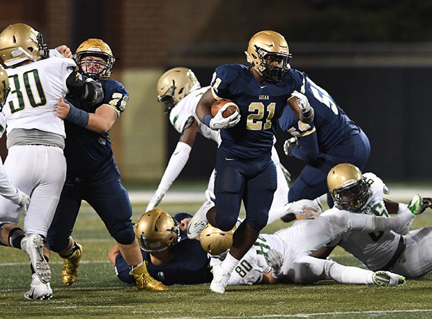 Akron Hoban faces Columbus DeSales in a D-III state semifinal Saturday at Mansfield's Arlin Stadium.