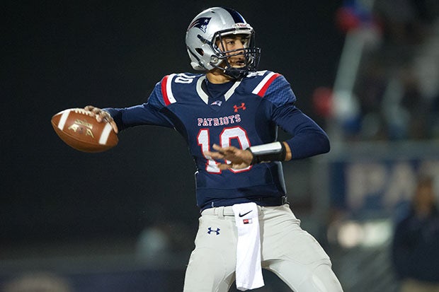 Jordan Love in action at Liberty during a 2015 playoff game.