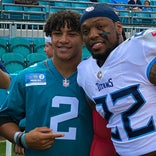 High school football: Kayleb Wagner meets Derrick Henry, receives jersey, cleats at Titans-Jaguars game