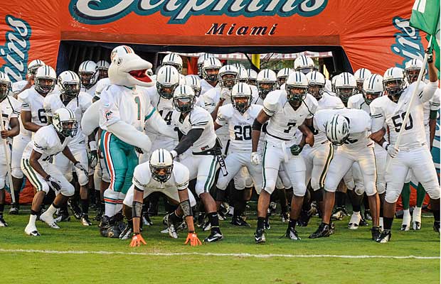 With a roster loaded with talent, Miami Central will look to hand Don Bosco Prep its first loss against a Florida foe.