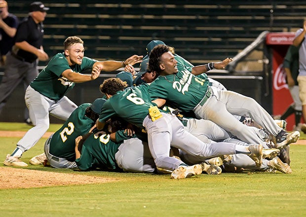Canyon del Oro of Arizona won its 10th state title in 2023. The Dorados also denied spring leader Tucson a state crown in 2015. (Photo: Darin Sicurello)