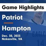 Hampton extends home winning streak to 13