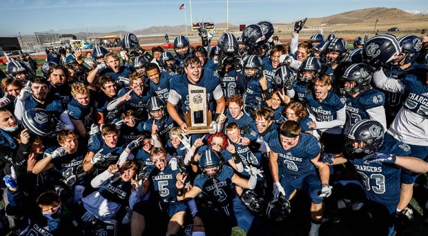 Corner Canyon celebrates its third straight state championship and 40th consecutive victory overall.