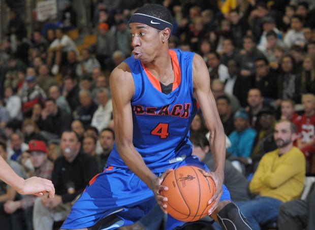 Shaqquan Aaron and Rainier Beach head to the Spalding Hoophall Classic for a Saturday matchup with hot Bishop O'Connell.