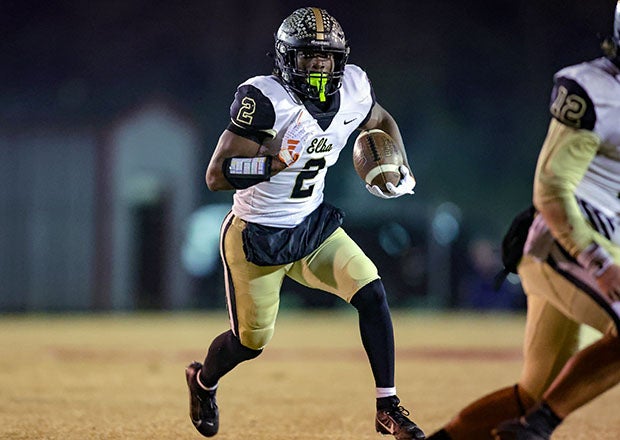 Alvin Henderson in action for Elba as a junior in an Alabama Class 1A state playoff game. (PHOTO: Brandon Sumrall)