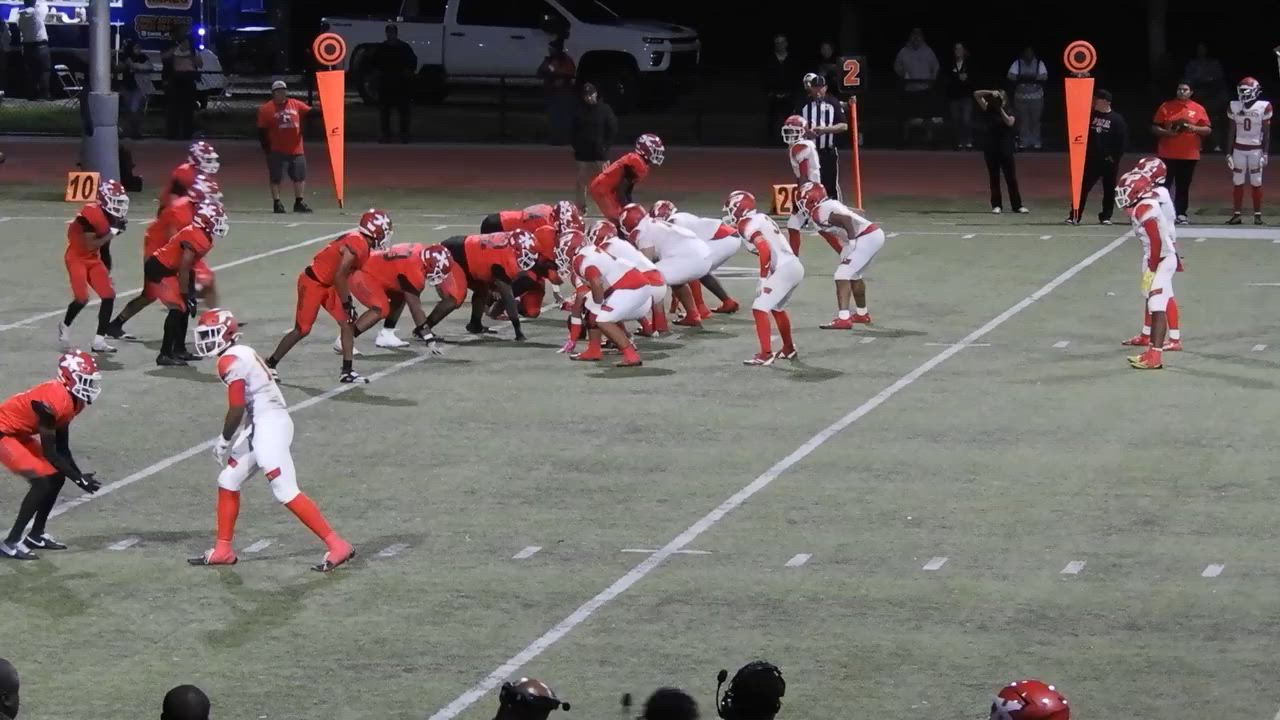 Football Game Preview: Paraclete Spirits vs. Oaks Christian Lions + How To Watch