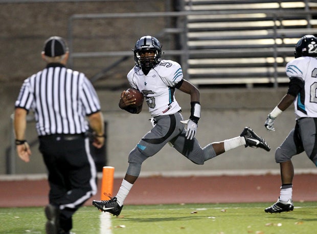 Nsimba Webster has accounted for more than 800 yards and 13 touchdowns for Deer Valley this season. It's a big reason why senior writer Mitch Stephens would pay to watch him play (see 10 takes below).