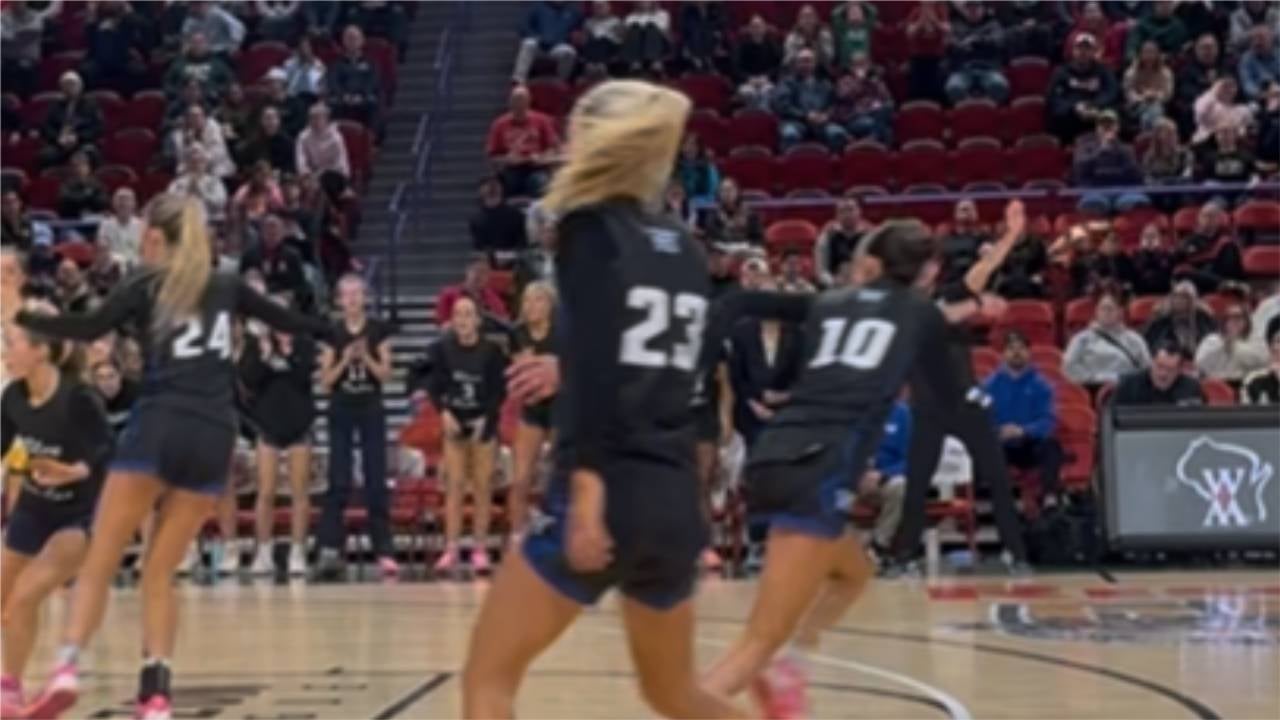 BASKETBALL: D2 WBCA all-state