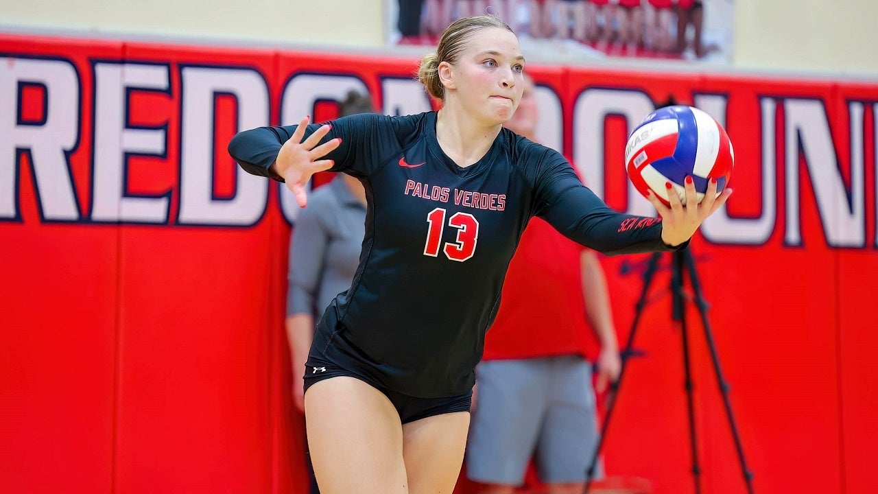California high school volleyball: Valley Christian takes home CIF Division I title with 3-1 win over Palos Verdes