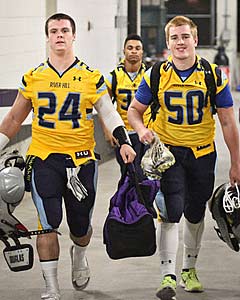 River Hill arrives at M&T Bank Stadium.
