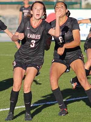 Valerie Maestas (3) and Alexa Genas (8) are
prolific goal-scorers for Eldorado.
