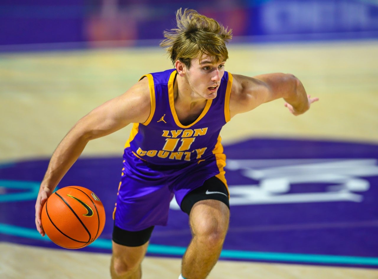 Perry basketball deals