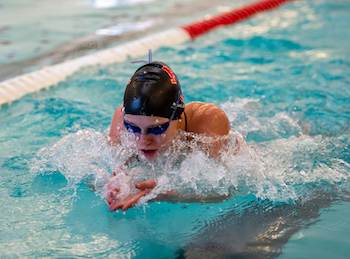 Girls swim teams begin quest for titles