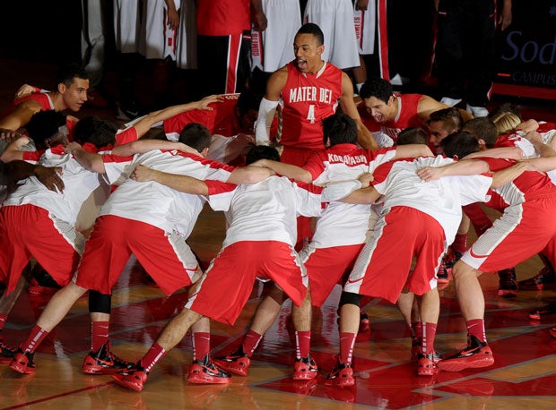 Elijah Brown (center) and No. 6 Mater Dei begin a daunting postseason run this week.