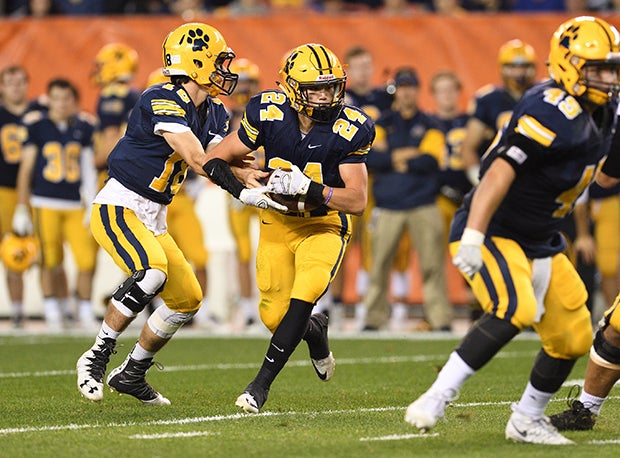 St. Ignatius beat archrival St. Edward for the second time this season in the D-I regional finals last week.