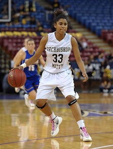 Mitty's Kayln Simon.