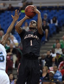 Nevada-bound Marqueze Coleman was
brilliant with 27 points and nine
rebounds for Alemany.