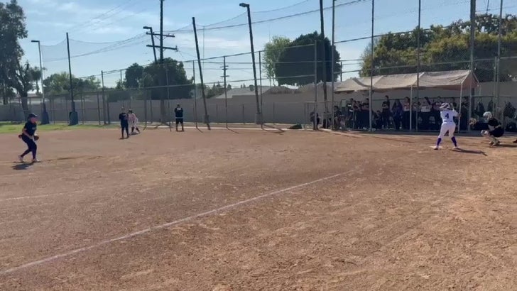 Softball Game Preview: Norwalk Lancers vs. Adelanto Saints