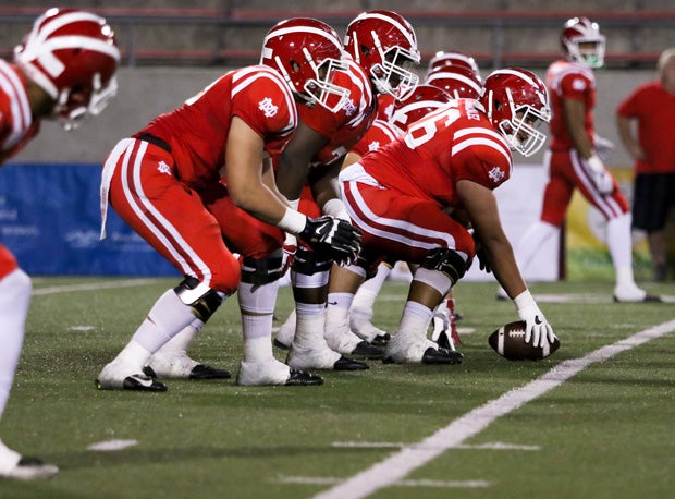 Mater Dei and its offensive line will face a huge challenge this week against St. John Bosco.