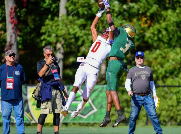 Quincy Porter is expected to have a strong junior campaign after leading the team with 34 receptions for 682 yards and 10 touchdowns last season. (Photo: Pete Hagedoorn)