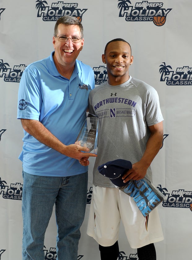 Slam dunk champion Johnnie Vassar with MaxPreps founder and President Andy Beal.
