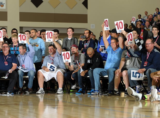 The judges react to Johnny Vassar, the only finalist to record perfect scores.