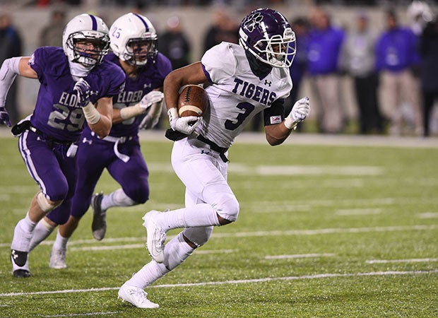 Receiver Lorenzo Styles breaks into the open while scoring on a 49-yard reception.
