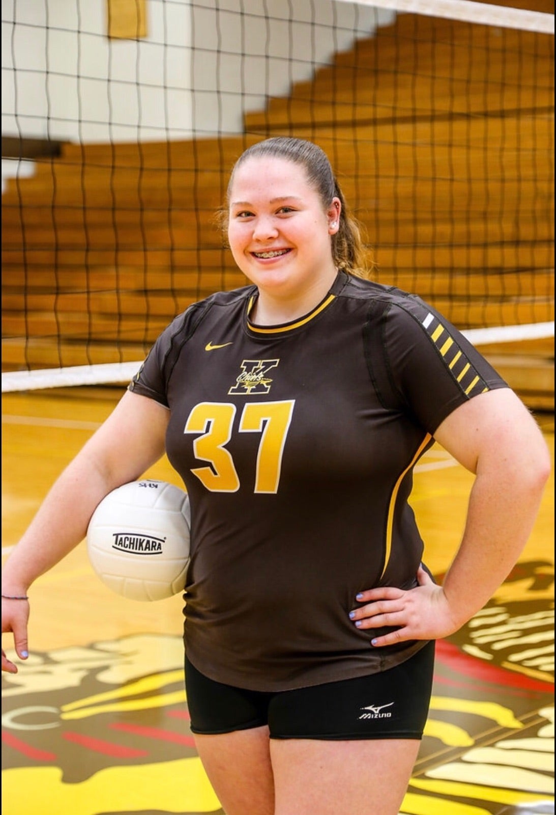 Kennedy Aurentz, who placed at state in shot put her first two years in high school, is a varsity volleyball starter for Kickapoo (Springfield, Mo.)