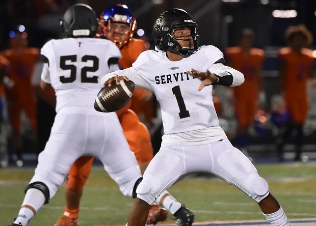 Noah Fifita, Servite