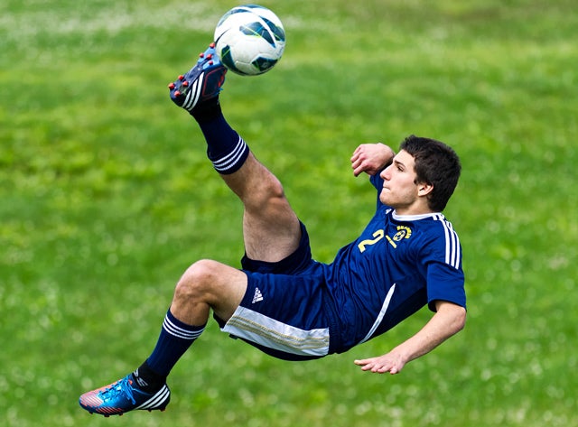Senior Daniel Alpert